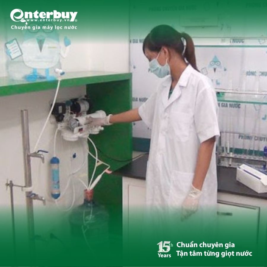 Phòng chuyên gia nước Enterbuy nơi nghiên cứu thử nghiệm và đánh giá cải tiến các giải pháp lọc nước phù hợp nguồn nước Việt