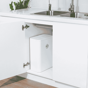 Máy lọc nước A.O.Smith S400 lắp đặt gọn gàng trong tủ bếp