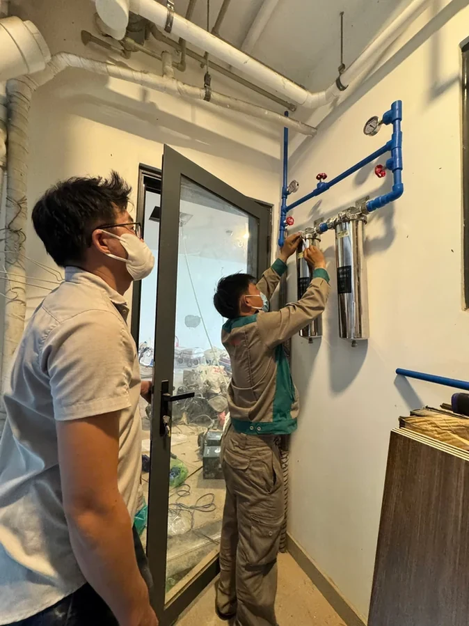 Lọc tổng chung cư 1 cột hay 2 cột? Chọn sai có thể làm yếu nước và khó bảo trì