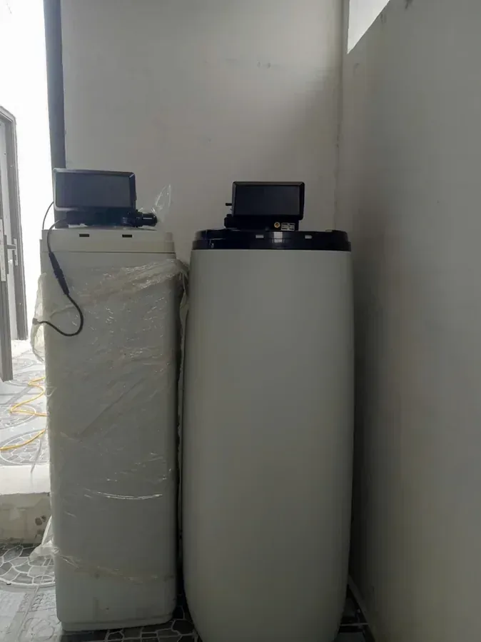 Hệ lọc tổng dạng cabinet hoặc cột trung tâm lắp tại vị trí kỹ thuật trong nhà