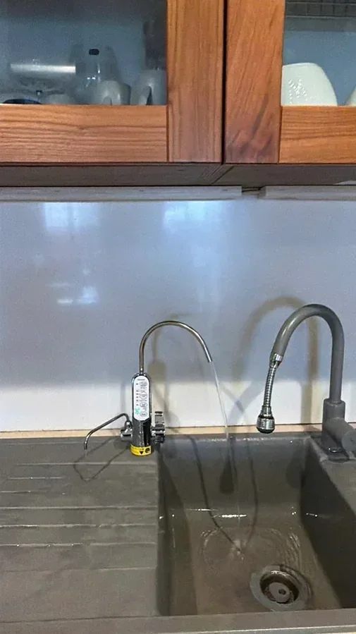 Điểm sử dụng nước tại bếp Cleansui cần đo TDS độ cứng và mùi clo