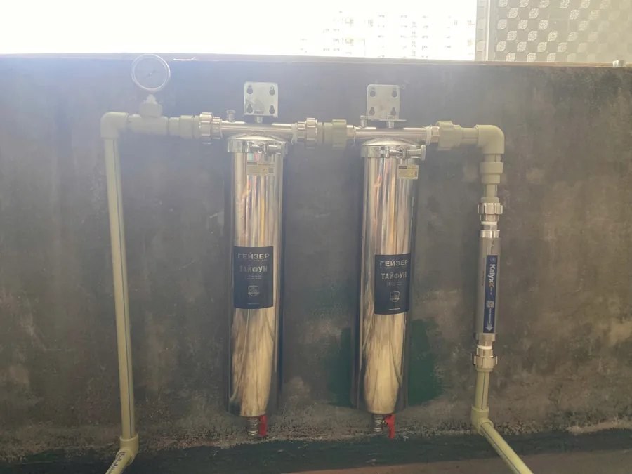 Lọc tổng cho căn hộ có trẻ nhỏ: chọn Geyser Ecotar, Karofi hay Cleansui theo rủi ro nước nào?